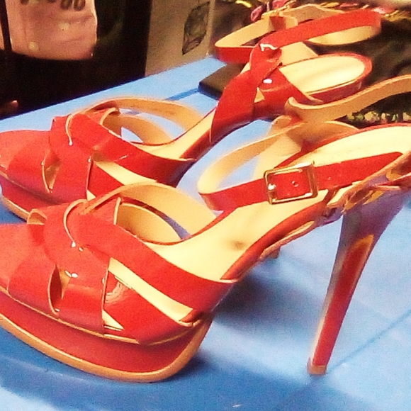 OFFICE LONDON Red Patent Leather Strappy Platform Sandals - Picture 7 of 8